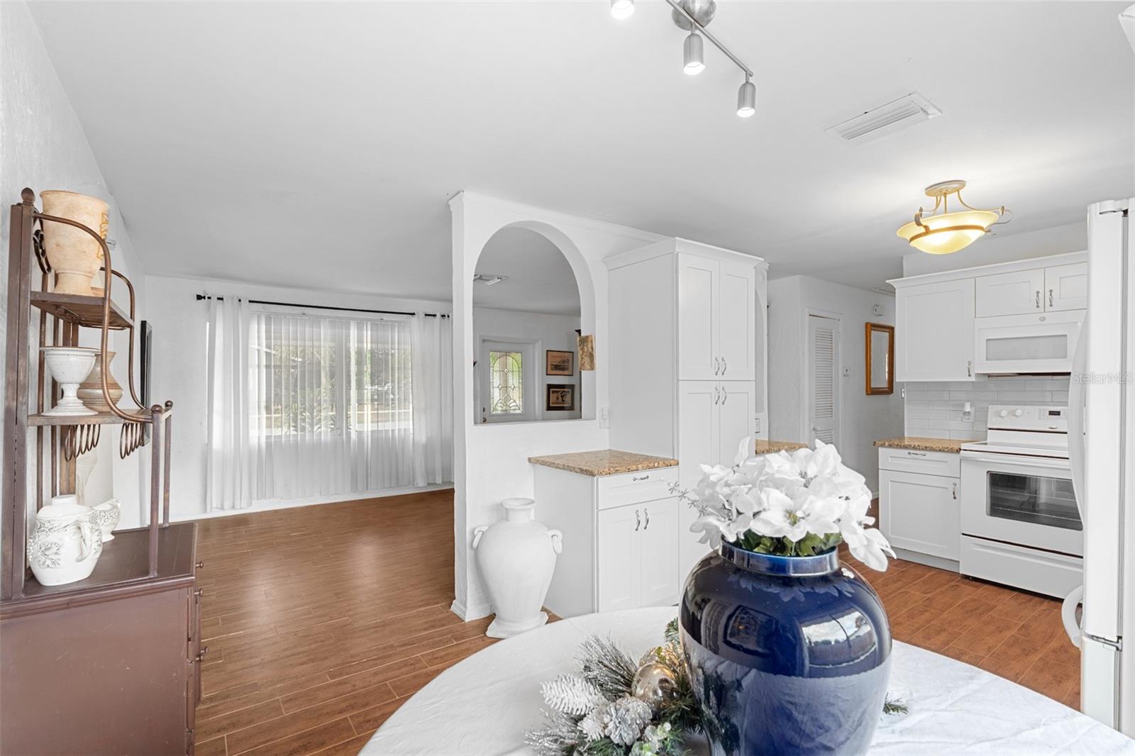 Image 15 of 46 For 755 43rd Street N