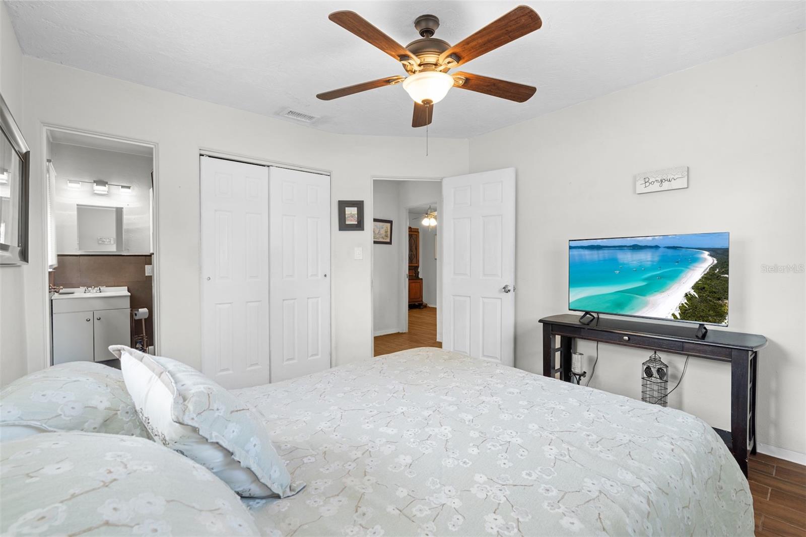 Image 28 of 46 For 755 43rd Street N