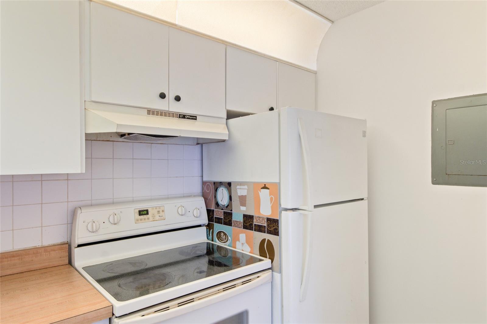 Image 6 of 17 For 1308 Pine Ridge Circle E H2