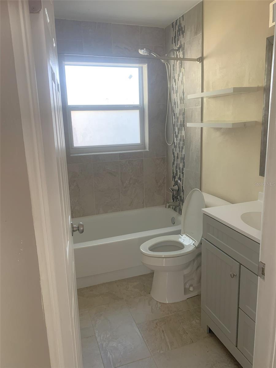 Image 10 of 21 For 6483 43rd Avenue N