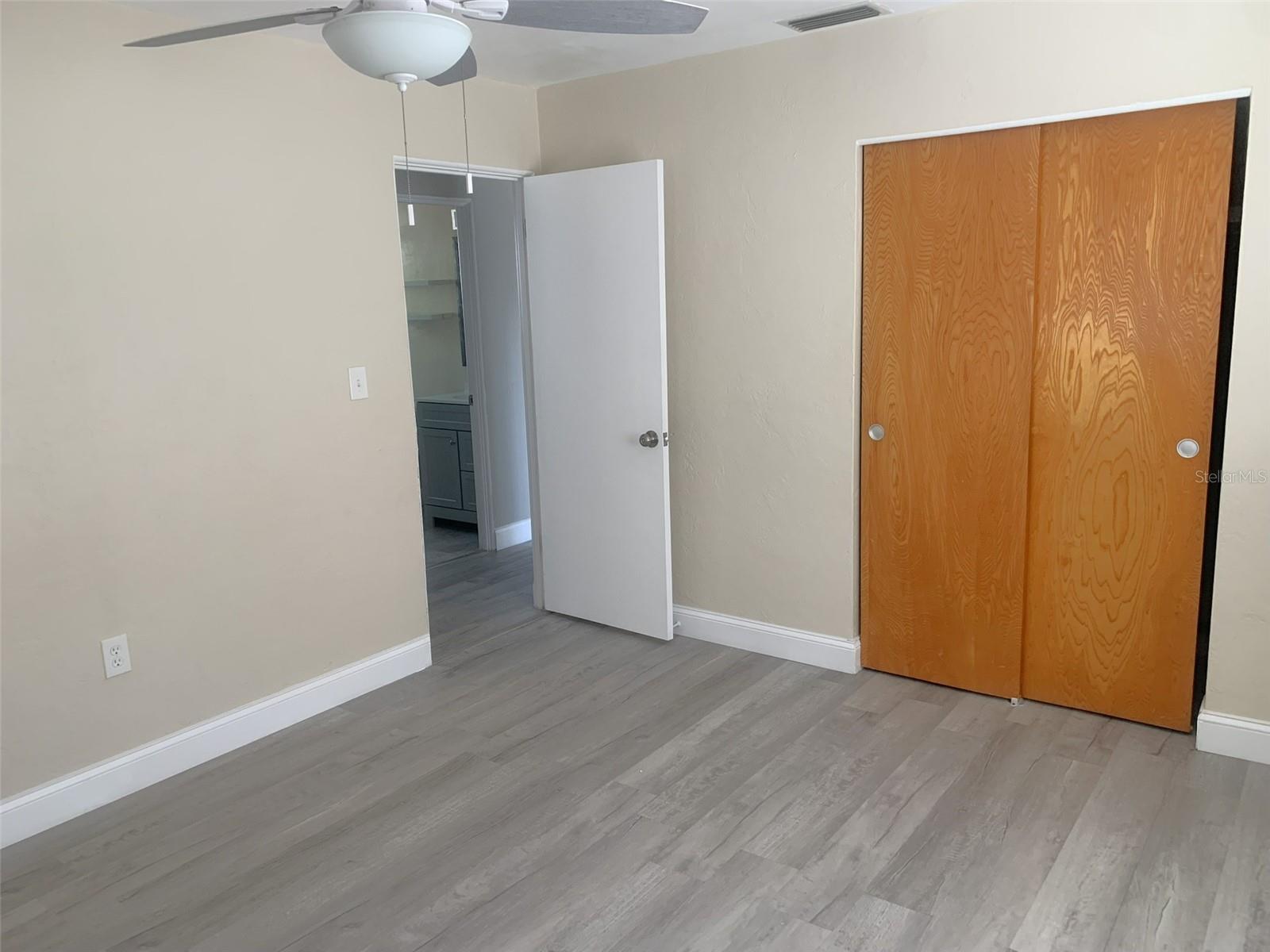 Image 16 of 21 For 6483 43rd Avenue N