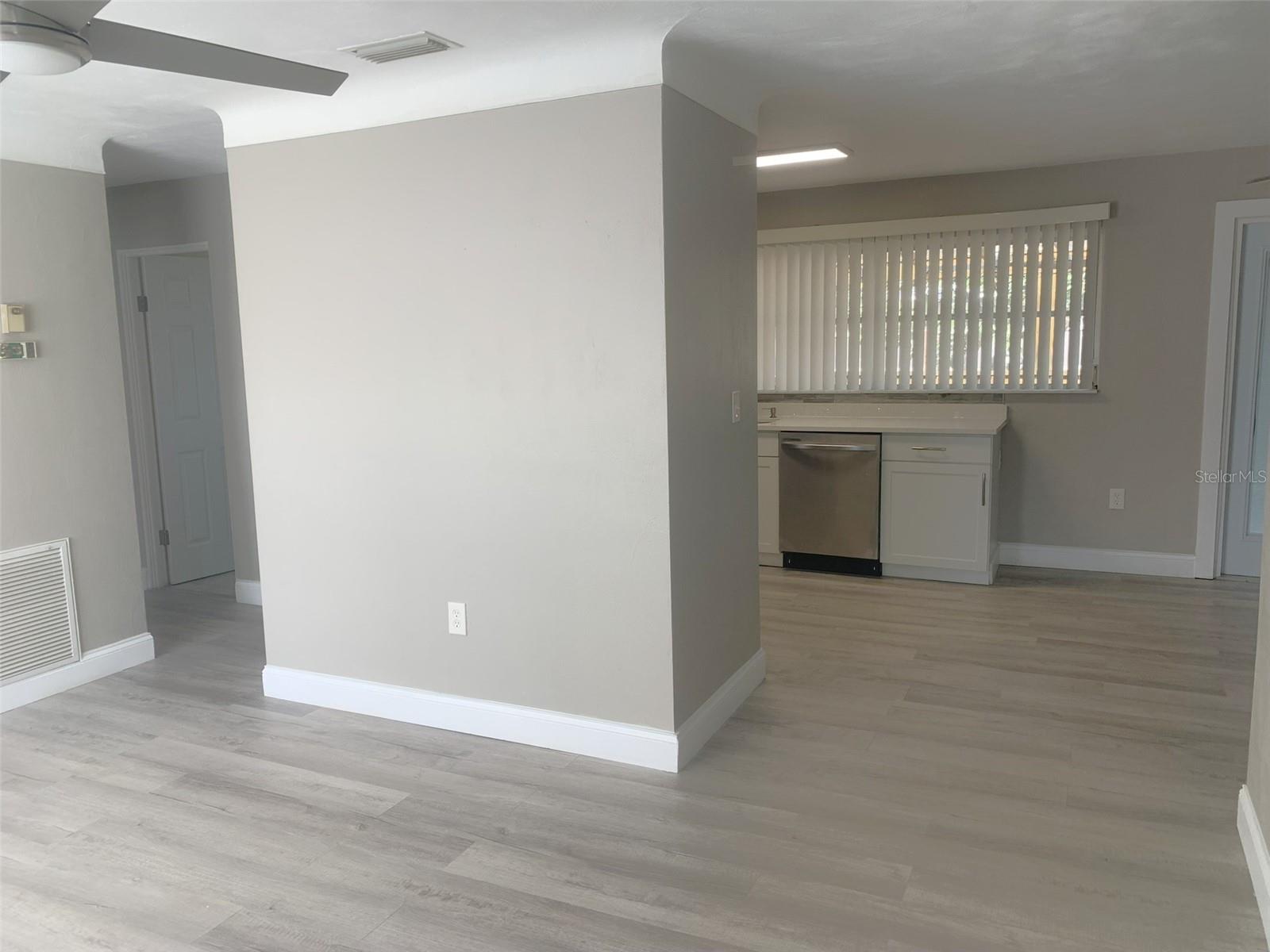 Image 9 of 21 For 6483 43rd Avenue N