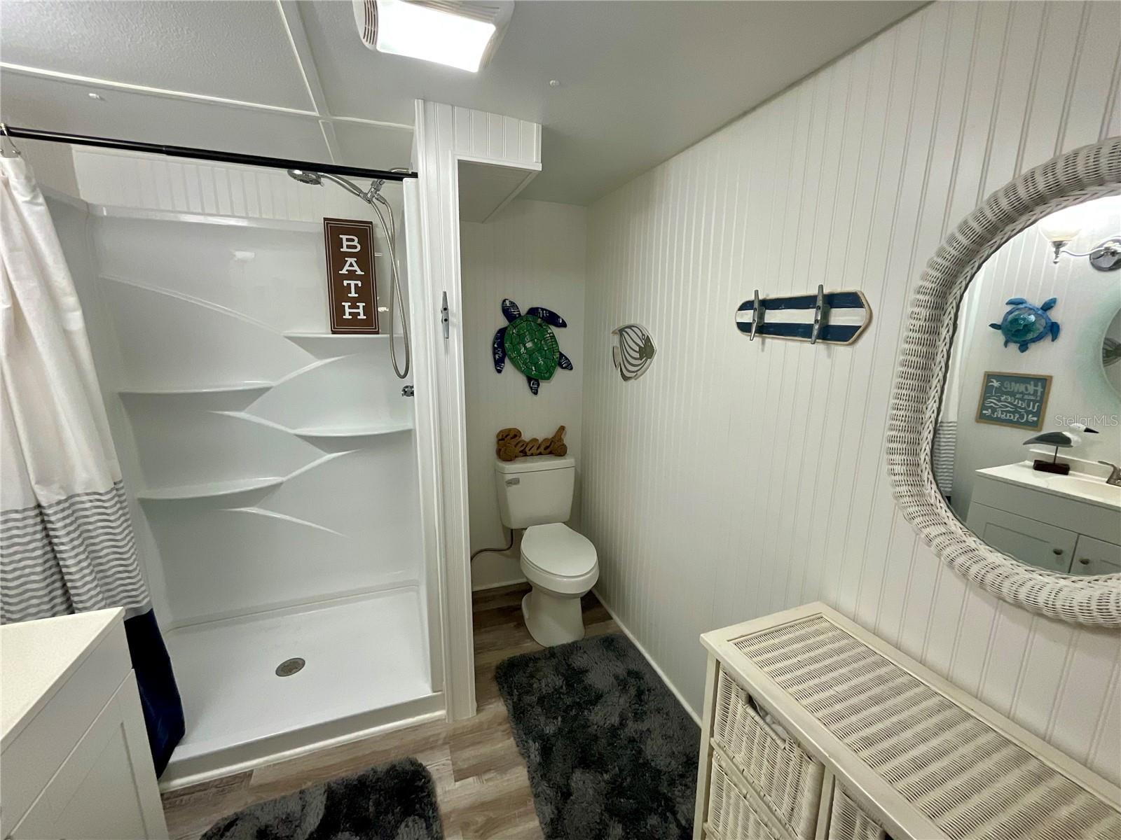 Image 17 of 29 For 6580 Seminole Boulevard 510