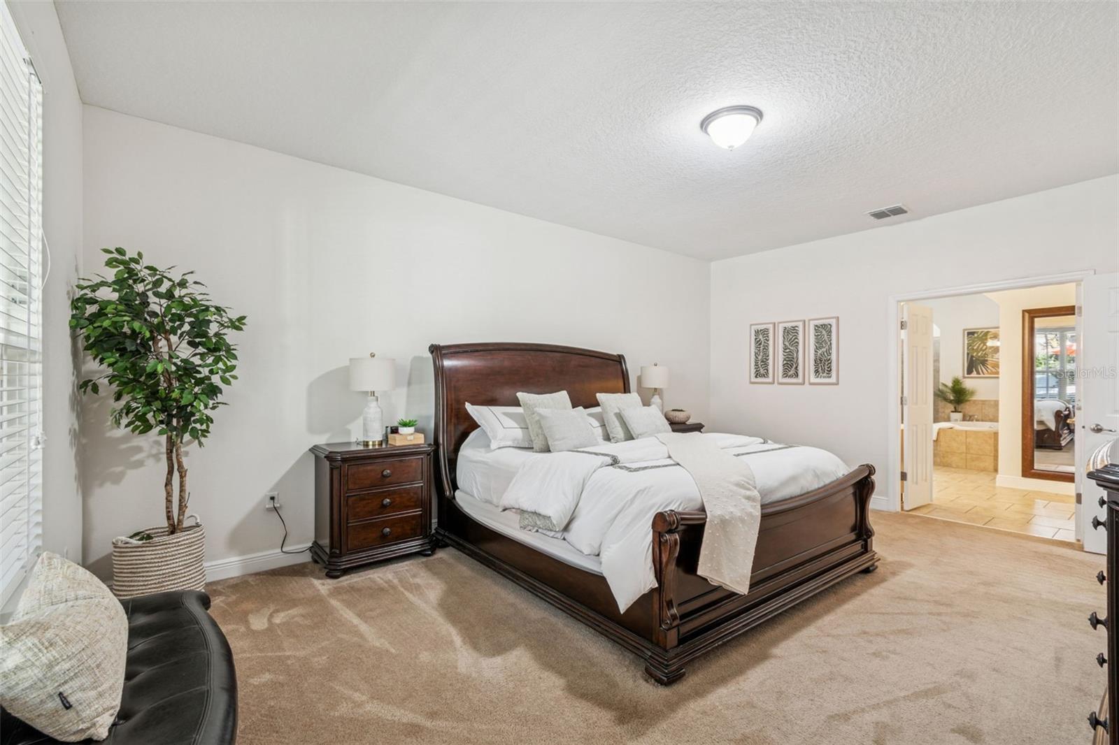 Image 22 of 47 For 1116 Hillandale Reserve Drive