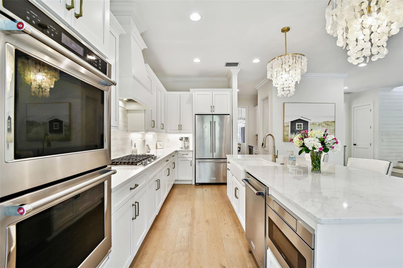 Listing photo id 23 for 3905 San Obispo Street