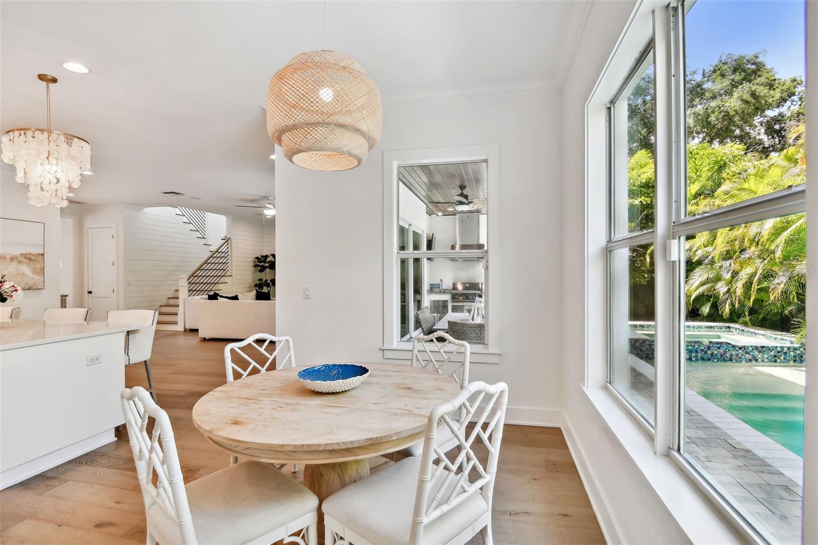 Listing photo id 28 for 3905 San Obispo Street