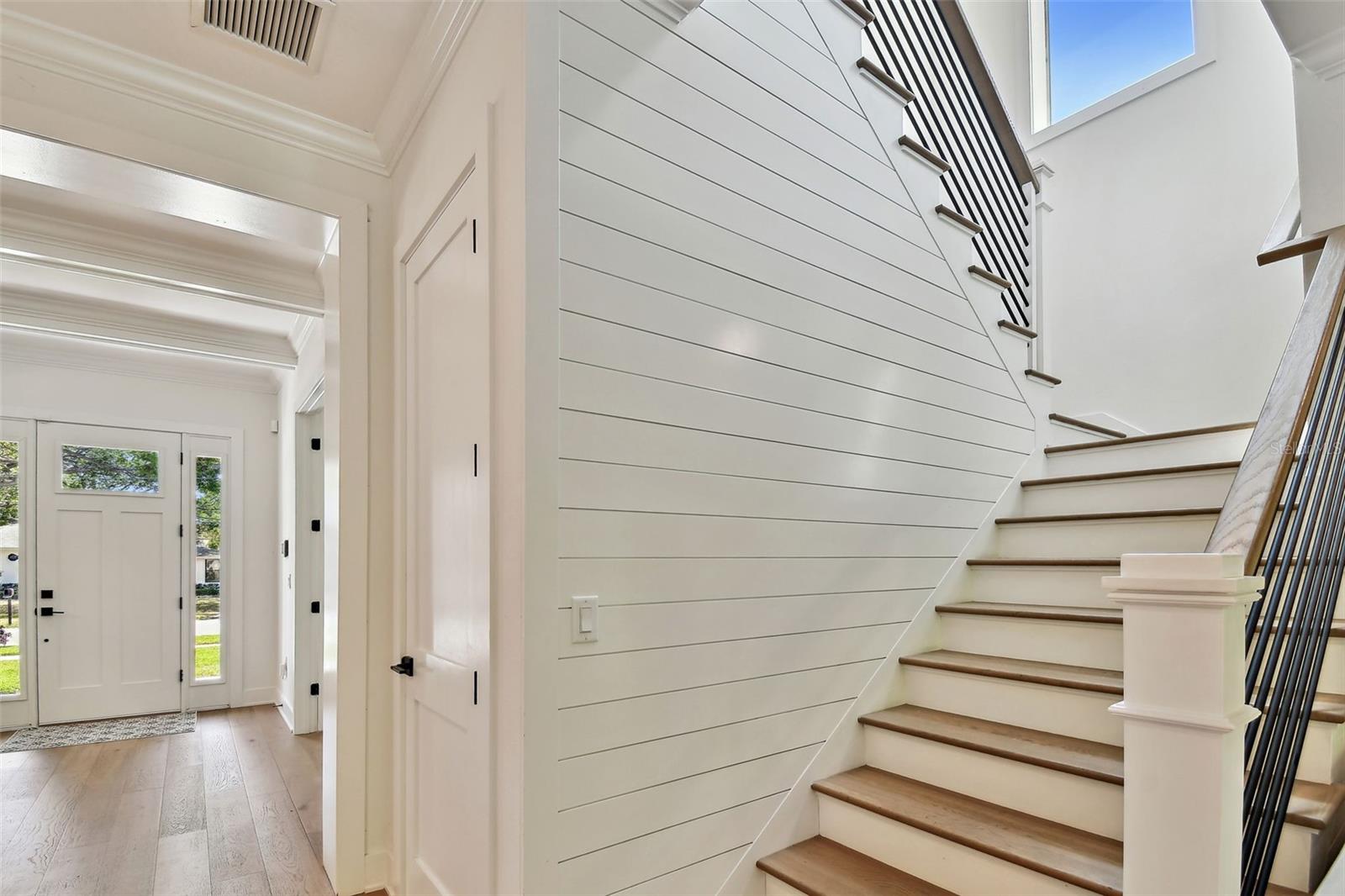 Listing photo id 42 for 3905 San Obispo Street