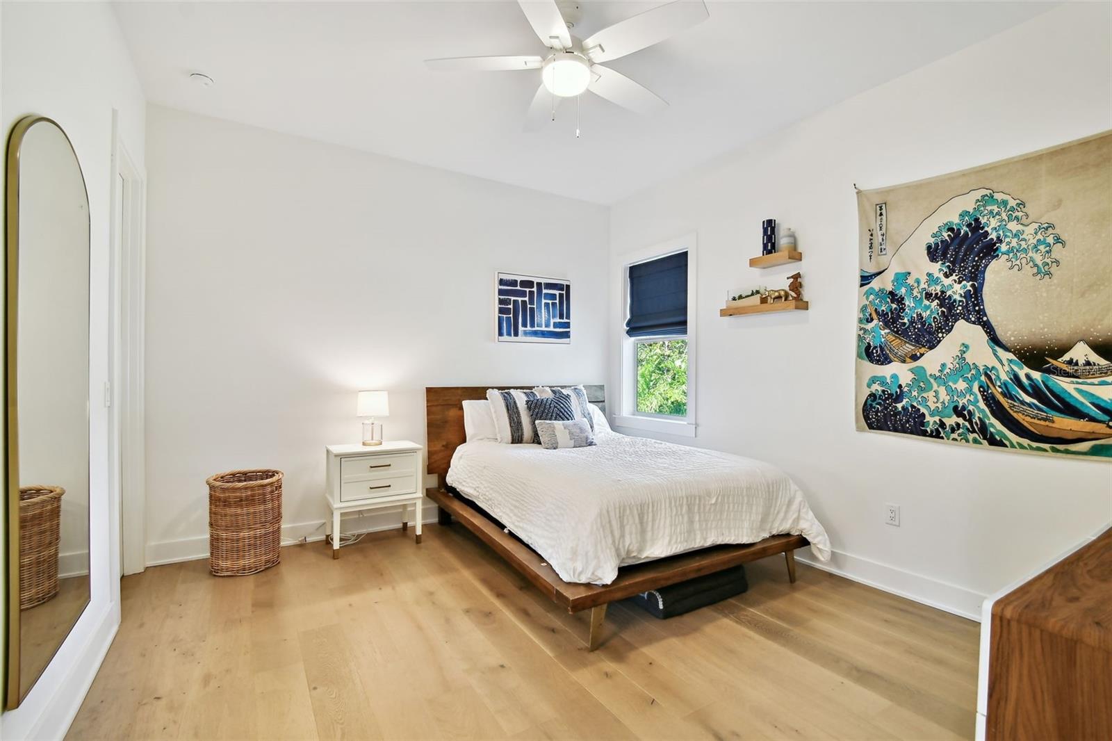 Listing photo id 60 for 3905 San Obispo Street