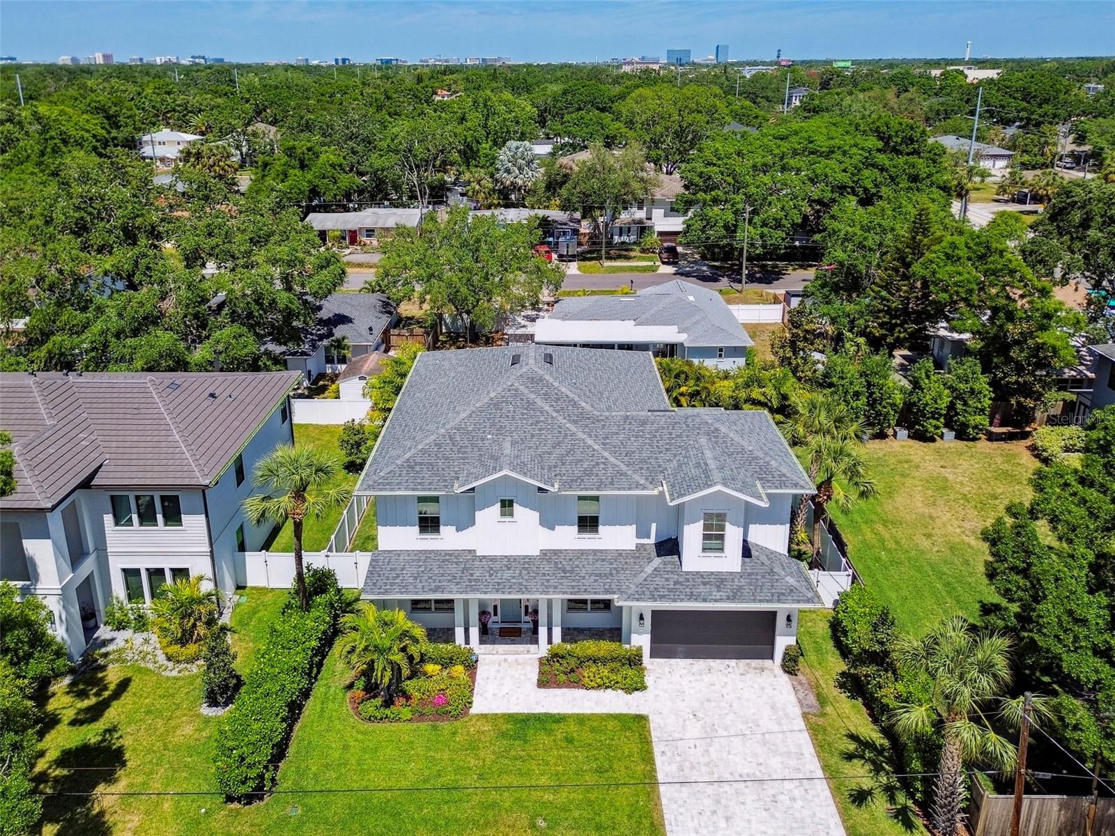 Listing photo id 68 for 3905 San Obispo Street