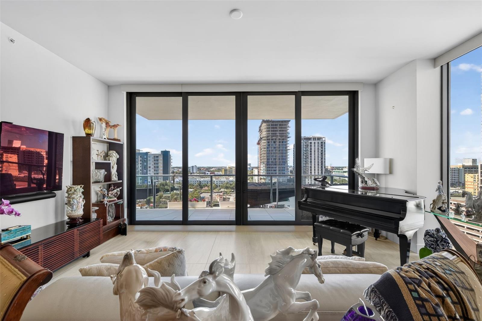 Image 11 of 62 For 301 1st Street S 1505