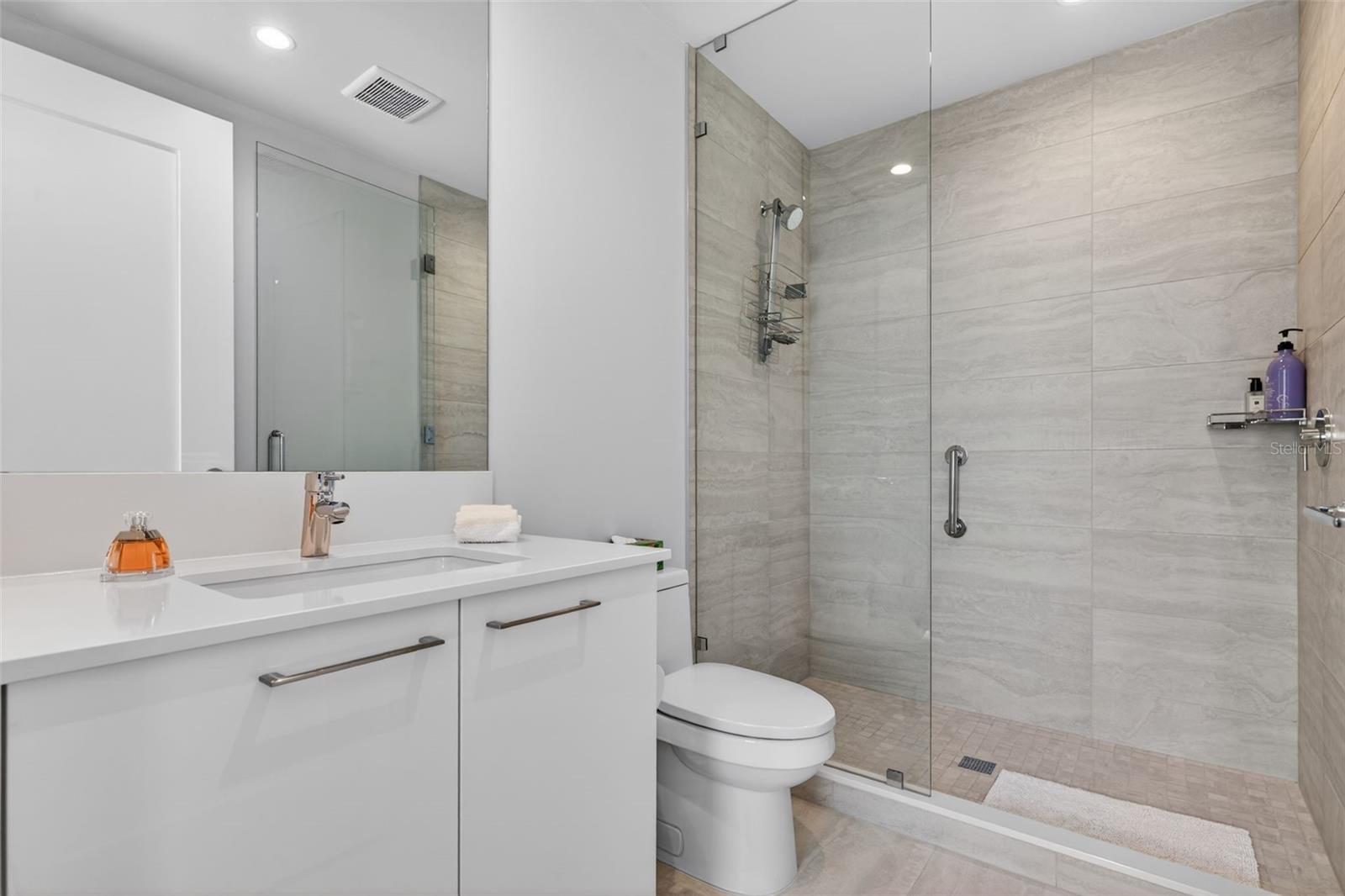 Image 21 of 62 For 301 1st Street S 1505