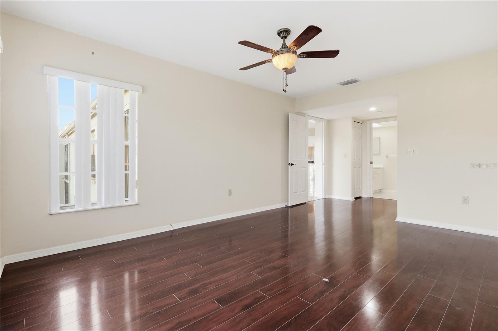 Image 10 of 24 For 2401 Gull Court 202l