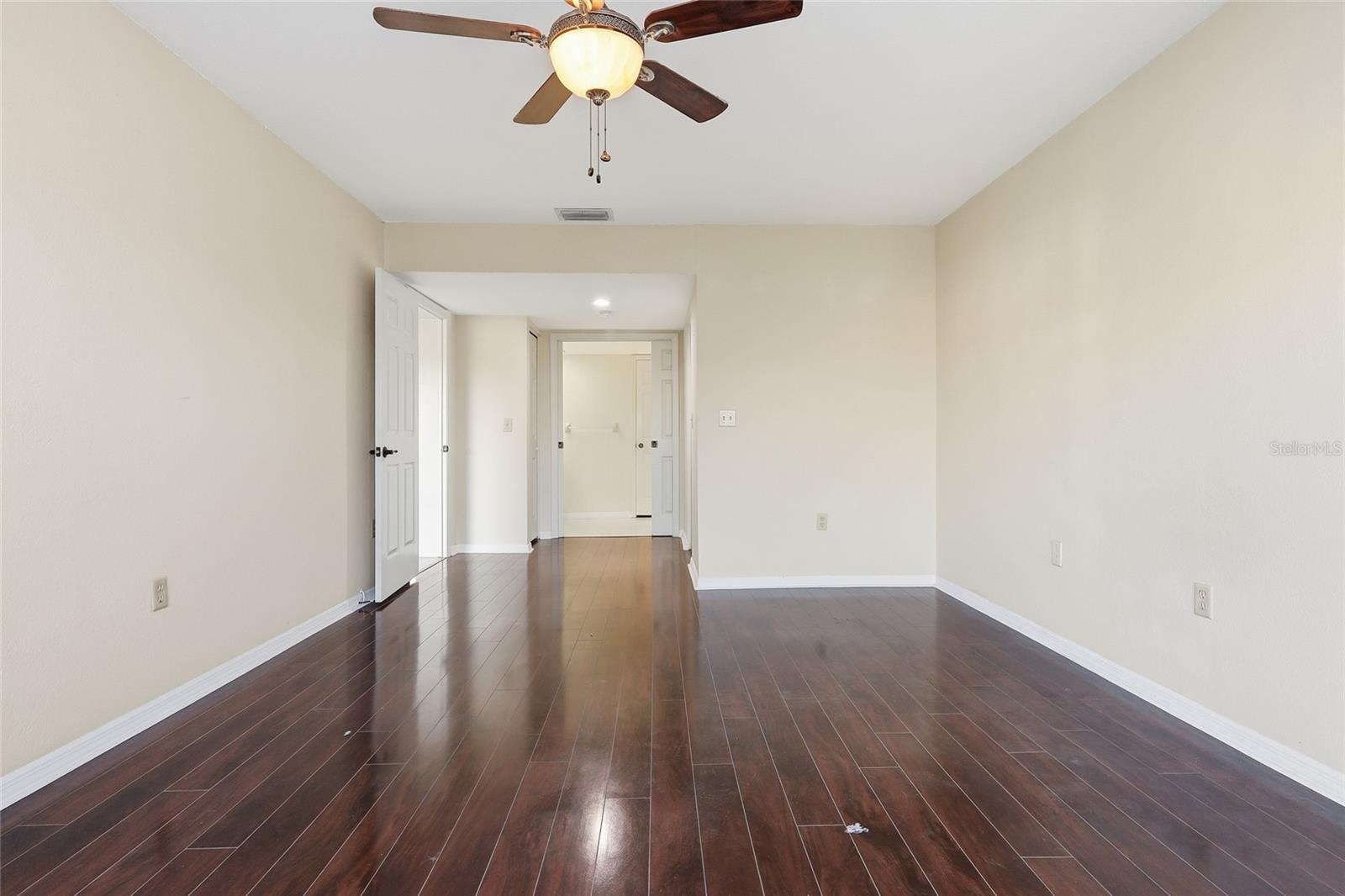 Image 11 of 24 For 2401 Gull Court 202l