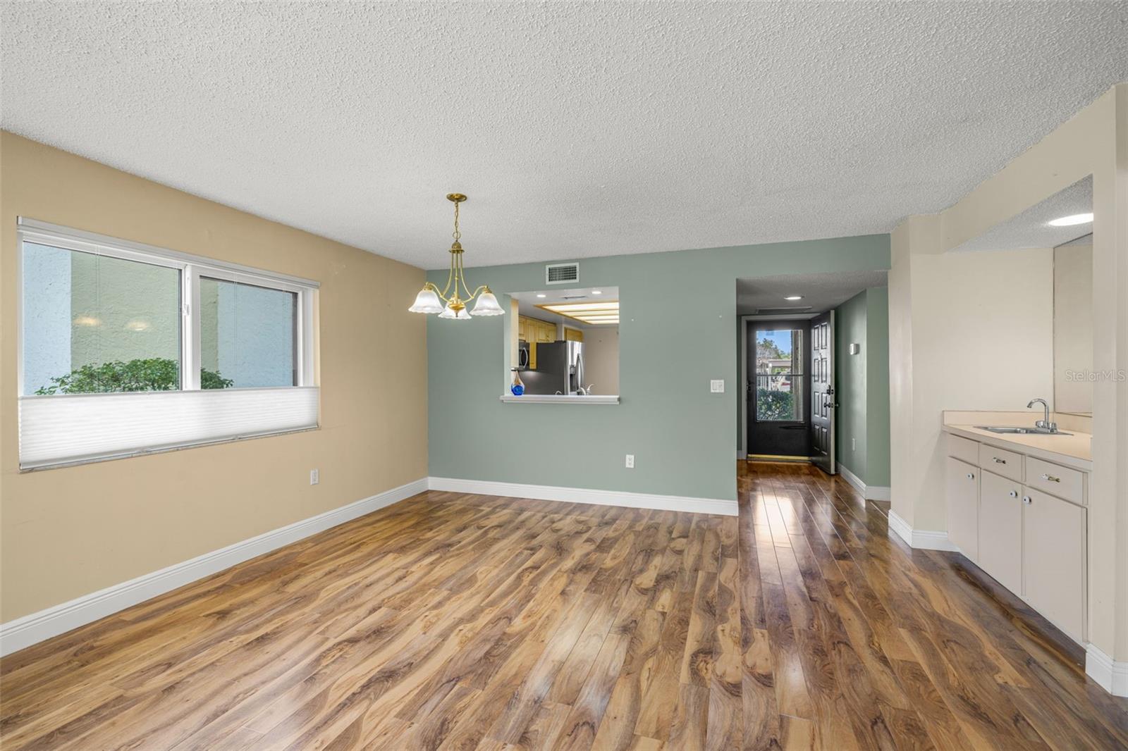 Image 10 of 28 For 700 Starkey Road 311