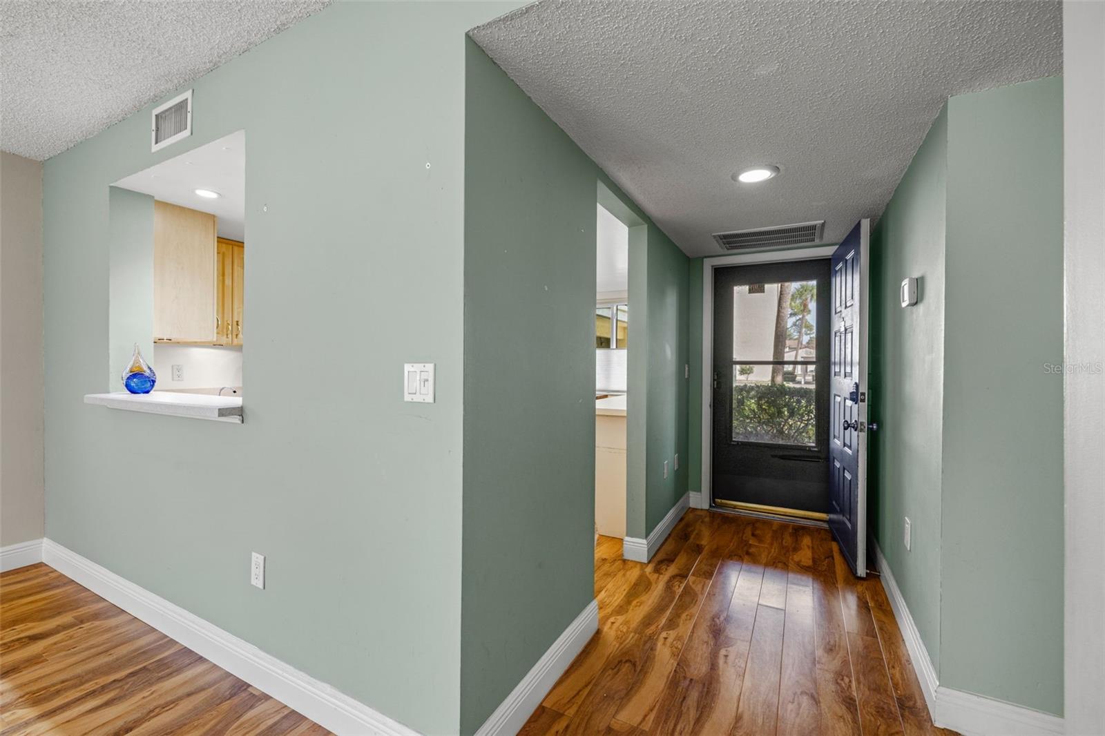 Image 5 of 28 For 700 Starkey Road 311