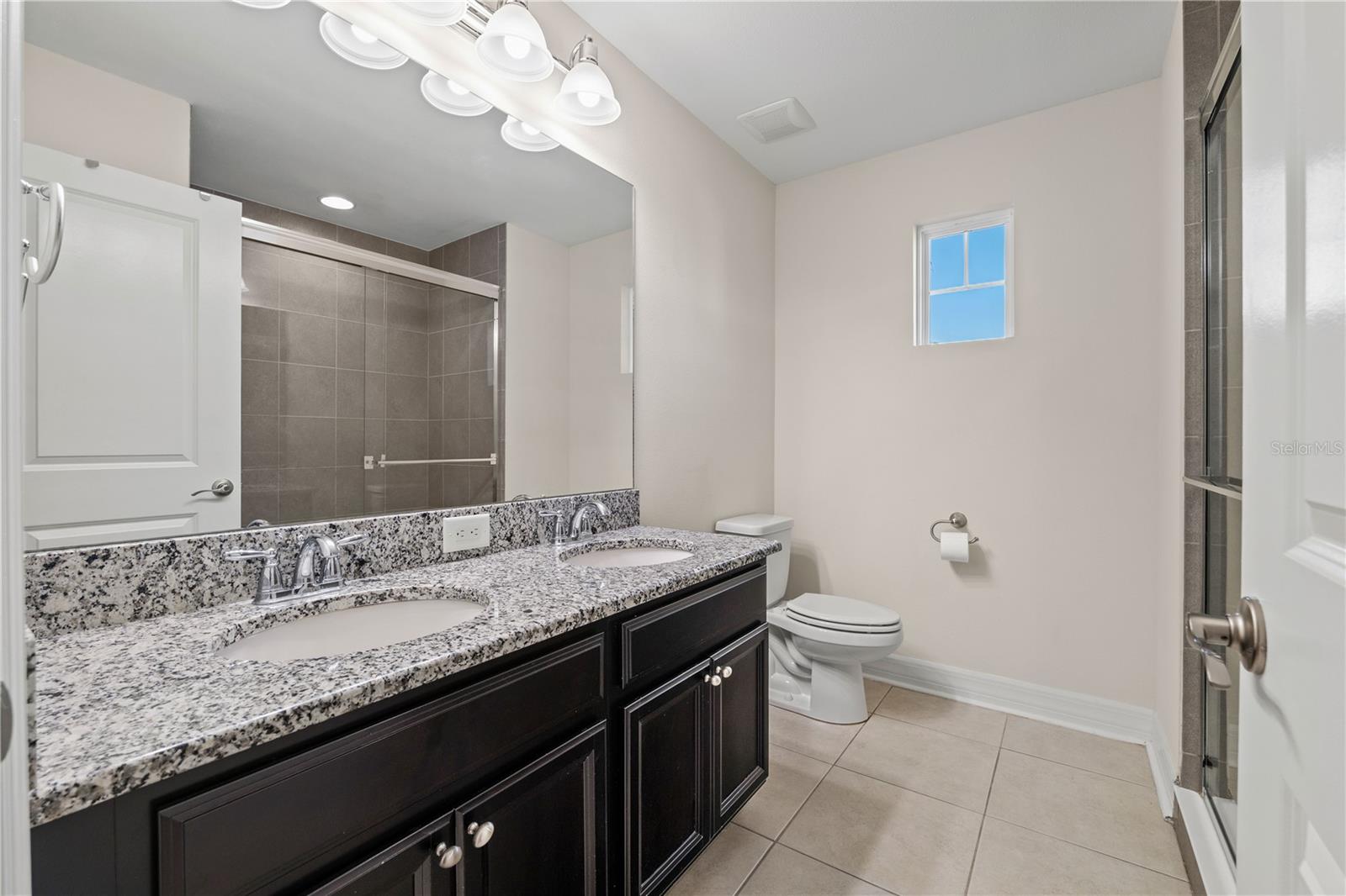 Image 21 of 47 For 4522 Scarlet Loop