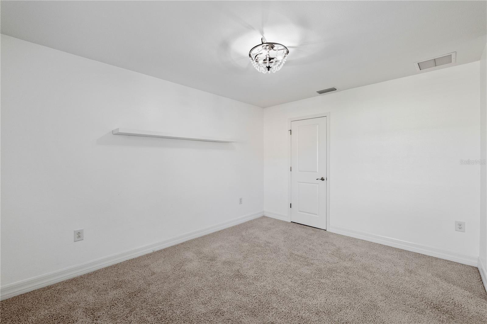 Image 24 of 47 For 4522 Scarlet Loop