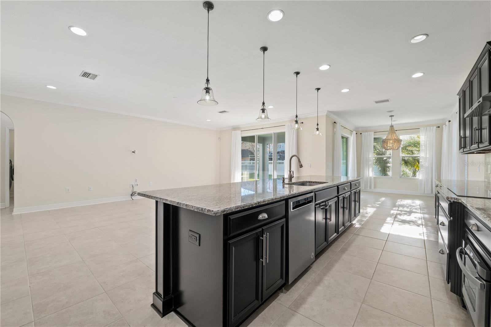 Image 7 of 47 For 4522 Scarlet Loop