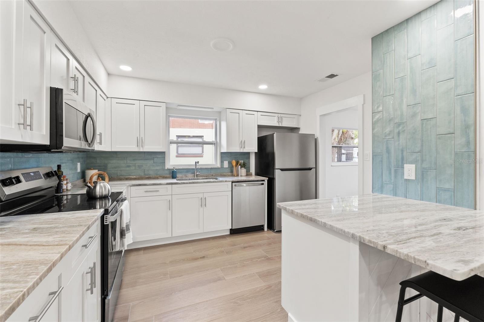 Image 19 of 37 For 2210 Tanglewood Way