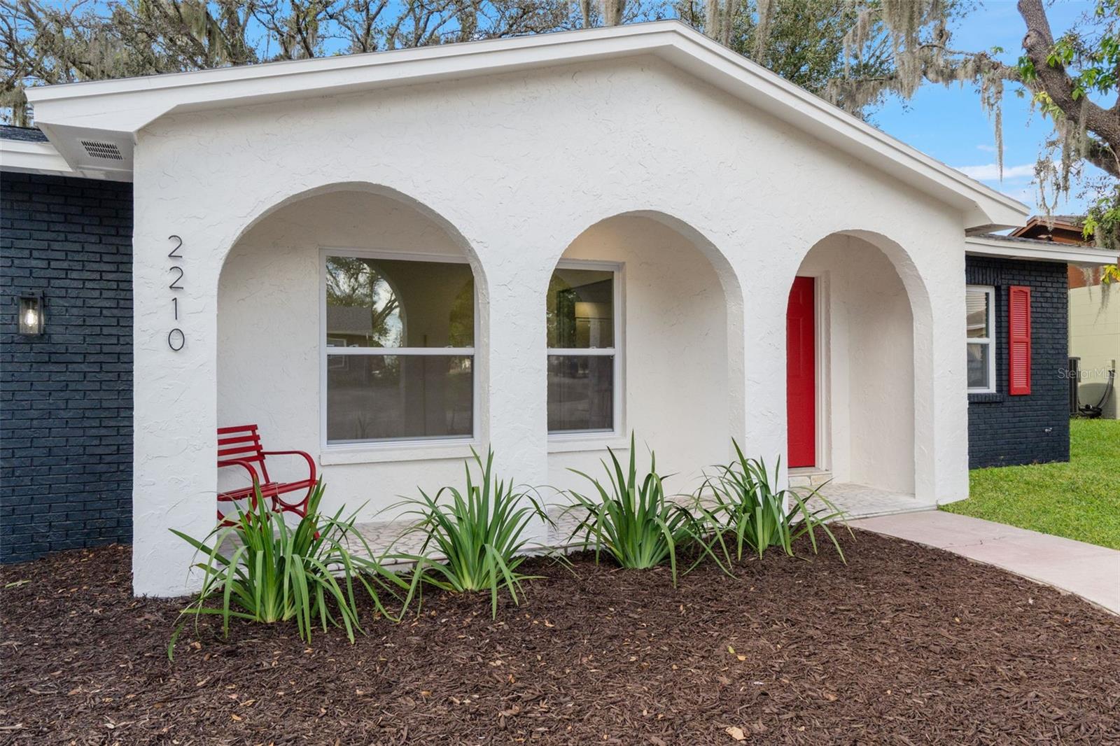 Image 3 of 37 For 2210 Tanglewood Way