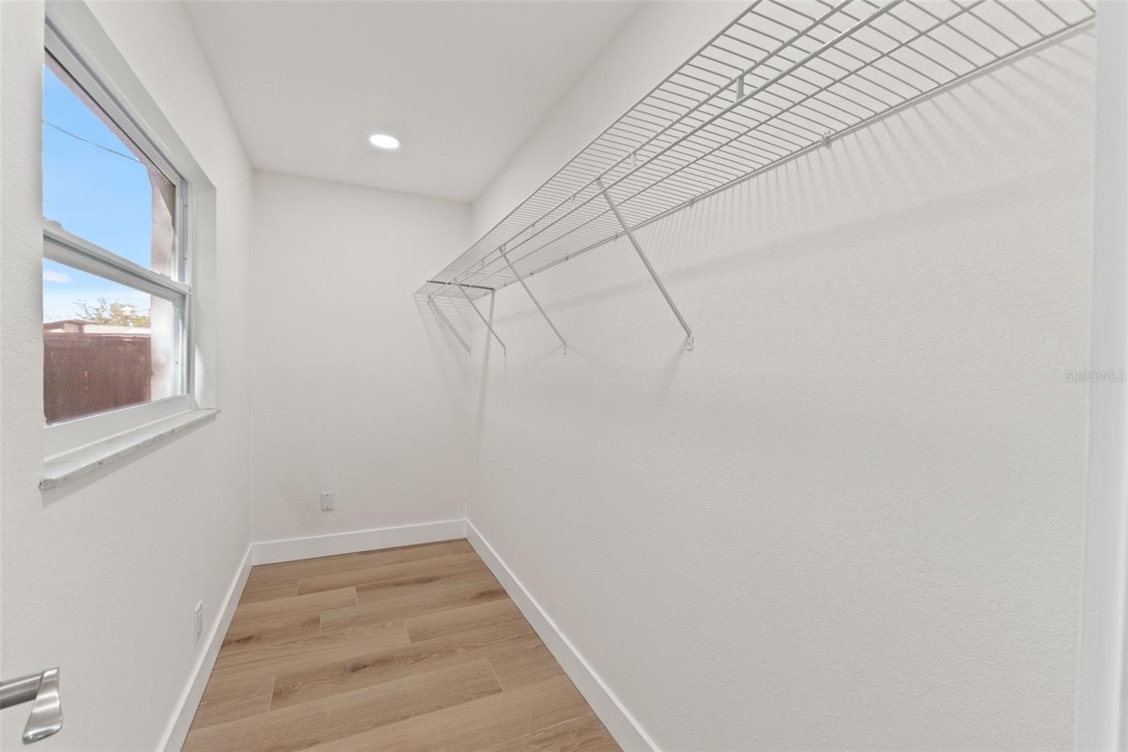 Image 30 of 37 For 2210 Tanglewood Way