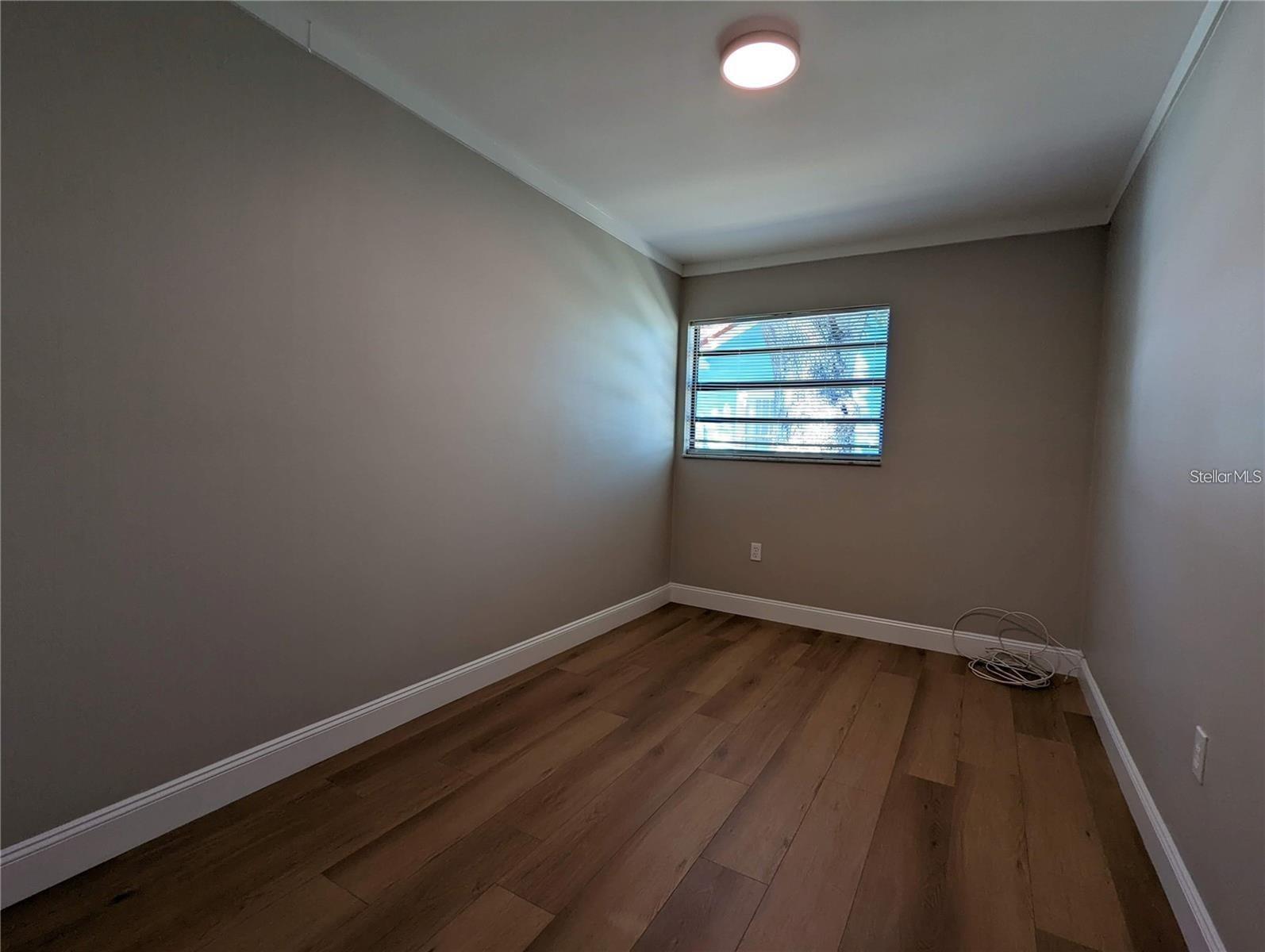 Image 16 of 27 For 1922 Springtime Avenue