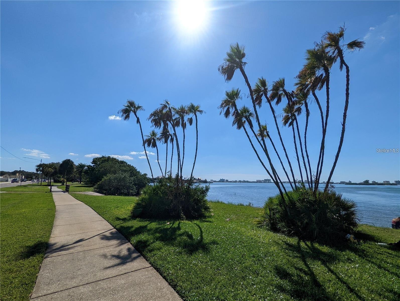 Image 21 of 27 For 1922 Springtime Avenue