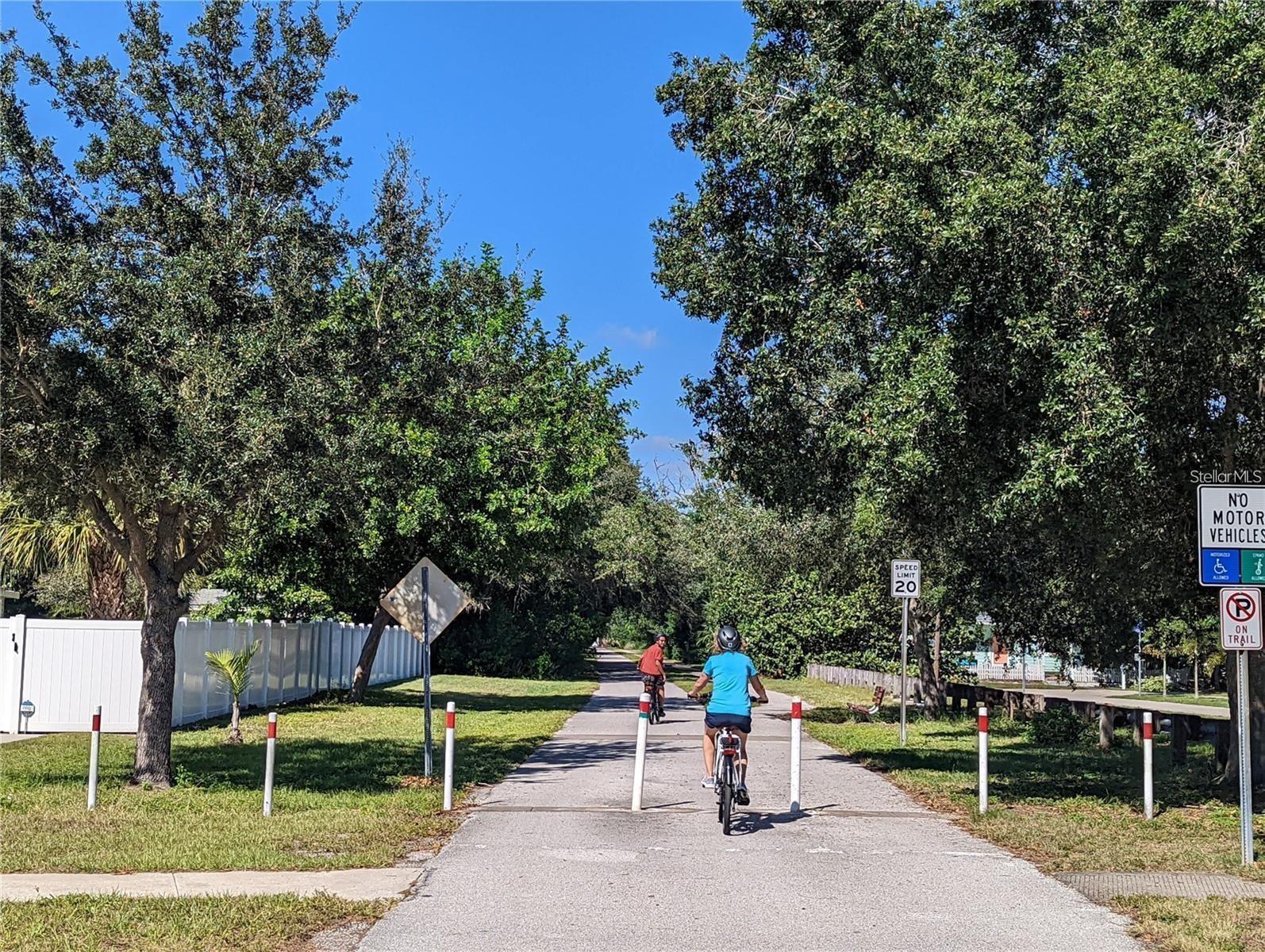 Image 26 of 27 For 1922 Springtime Avenue