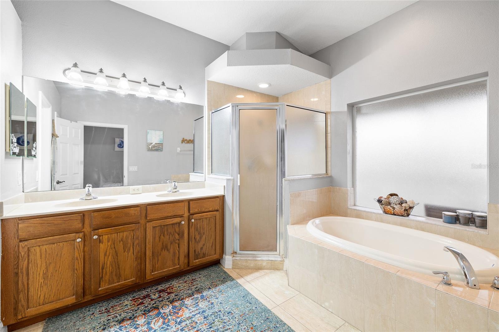 Image 22 of 46 For 7467 Terrace River Drive