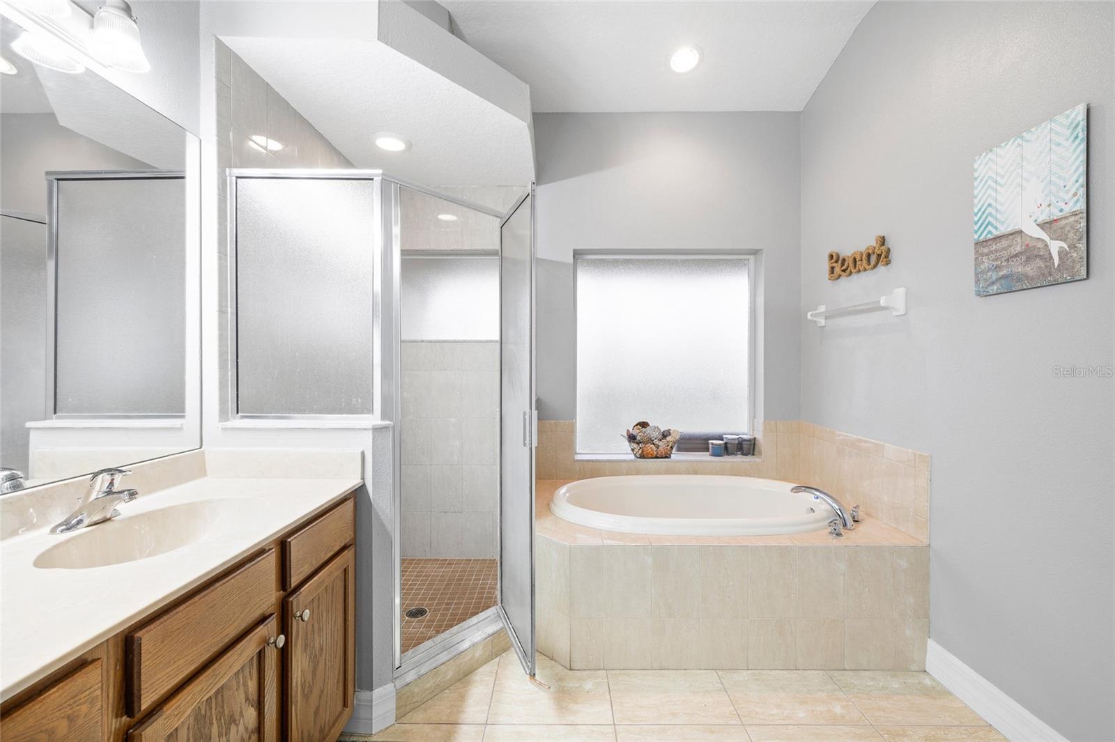 Image 23 of 46 For 7467 Terrace River Drive