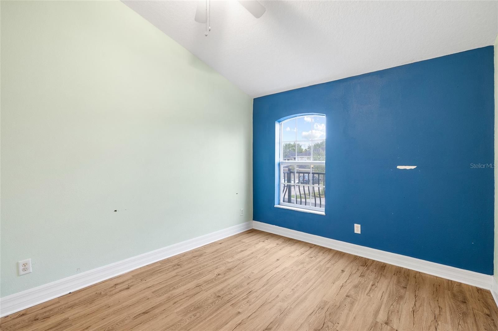 Image 26 of 46 For 7467 Terrace River Drive