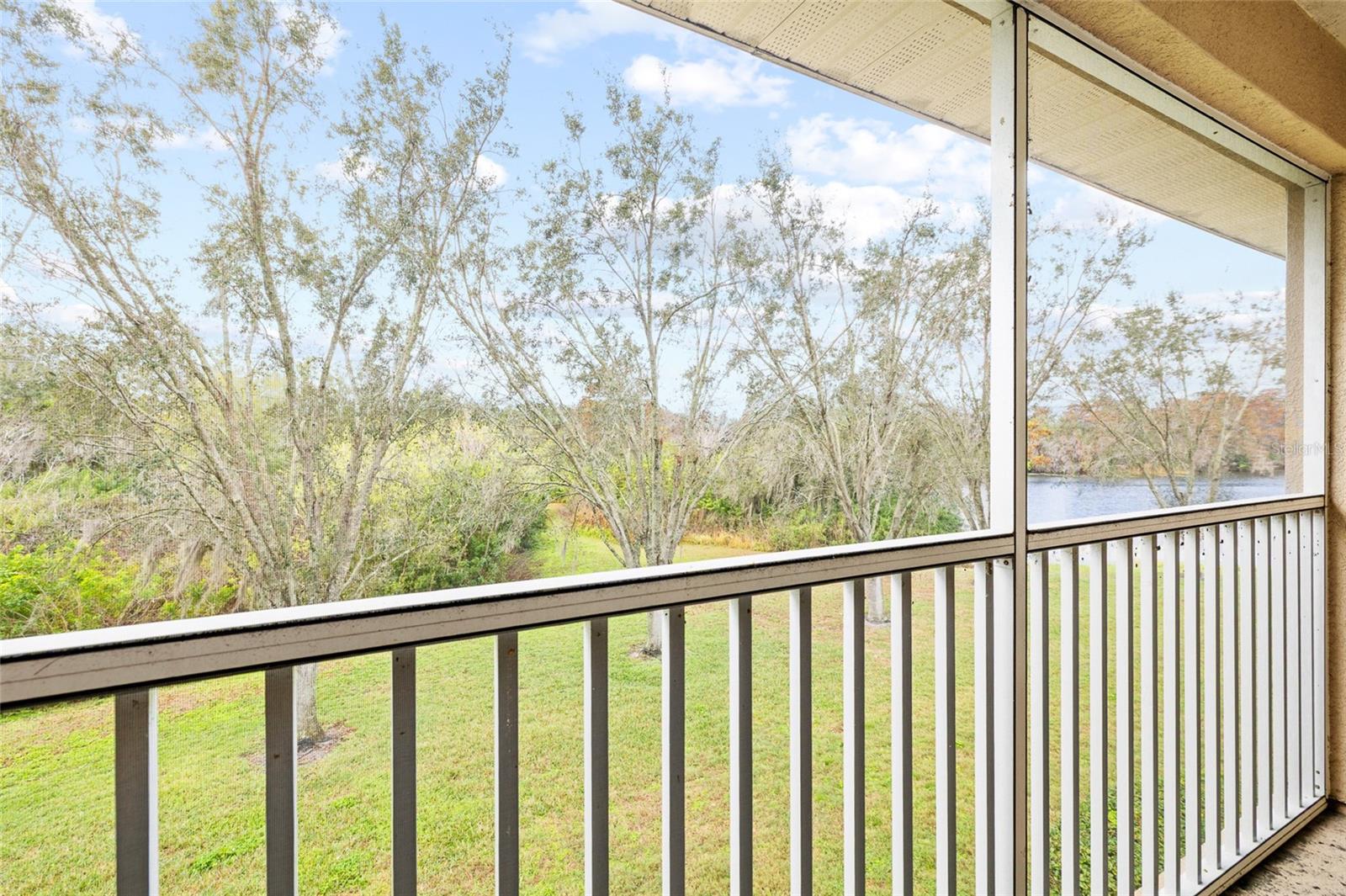 Image 38 of 46 For 7467 Terrace River Drive