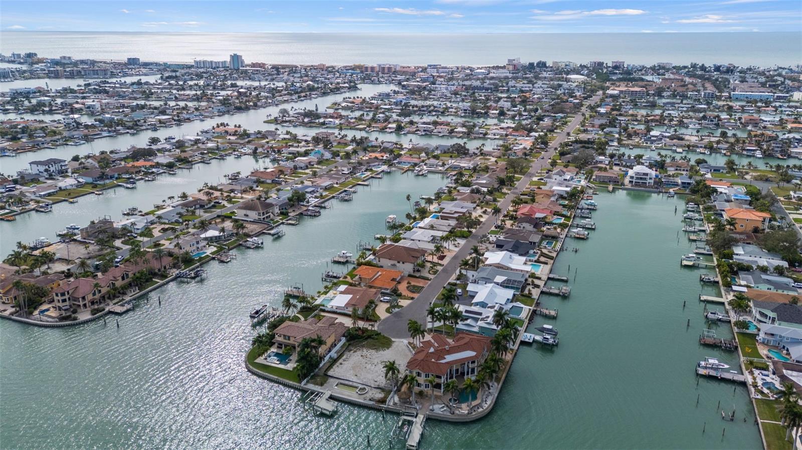 Image 19 of 19 For 850 Capri Boulevard