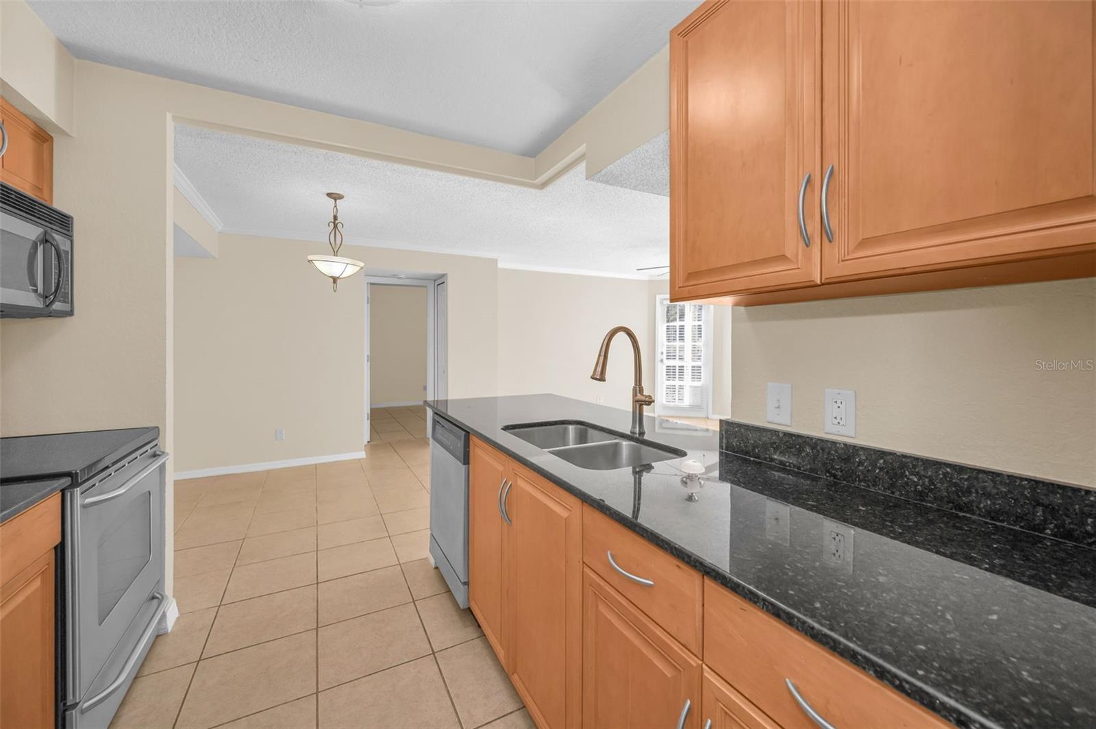 Image 15 of 88 For 3304 Haviland Court 103