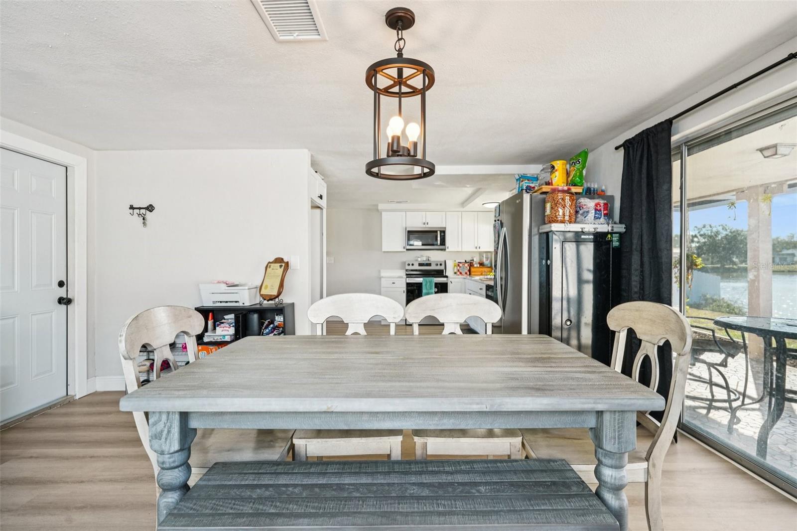 Image 18 of 71 For 3431 Springfield Drive