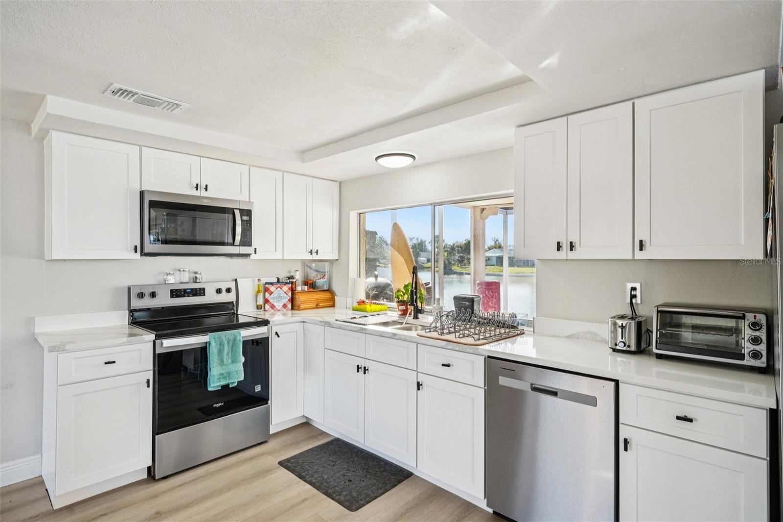 Image 24 of 71 For 3431 Springfield Drive