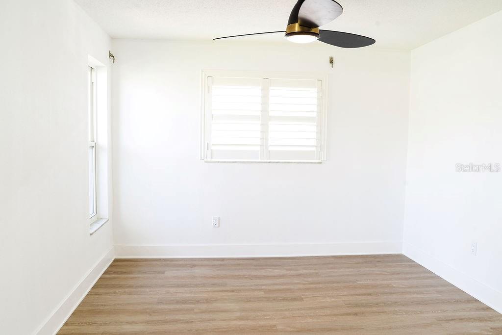 Image 18 of 30 For 3807 48th Avenue S