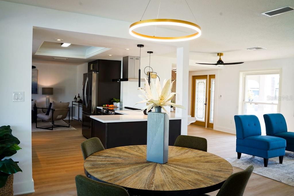 Image 9 of 30 For 3807 48th Avenue S