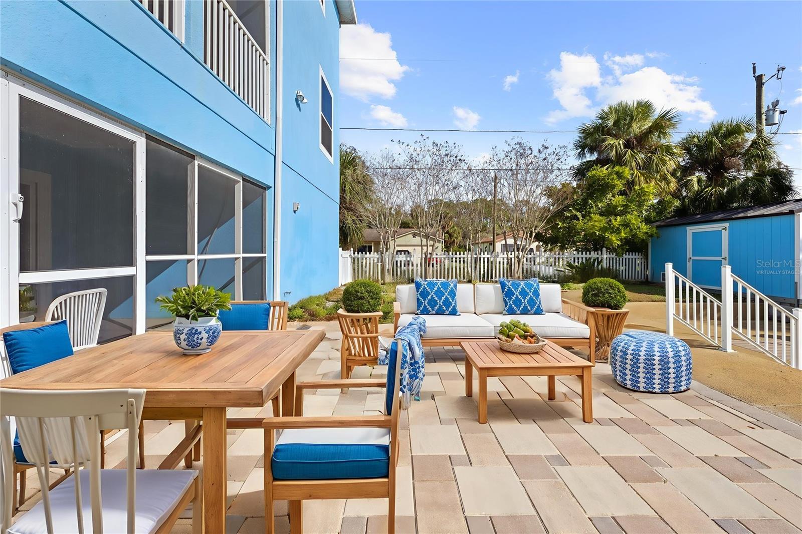 Image 16 of 68 For 5446 Bluepoint Drive