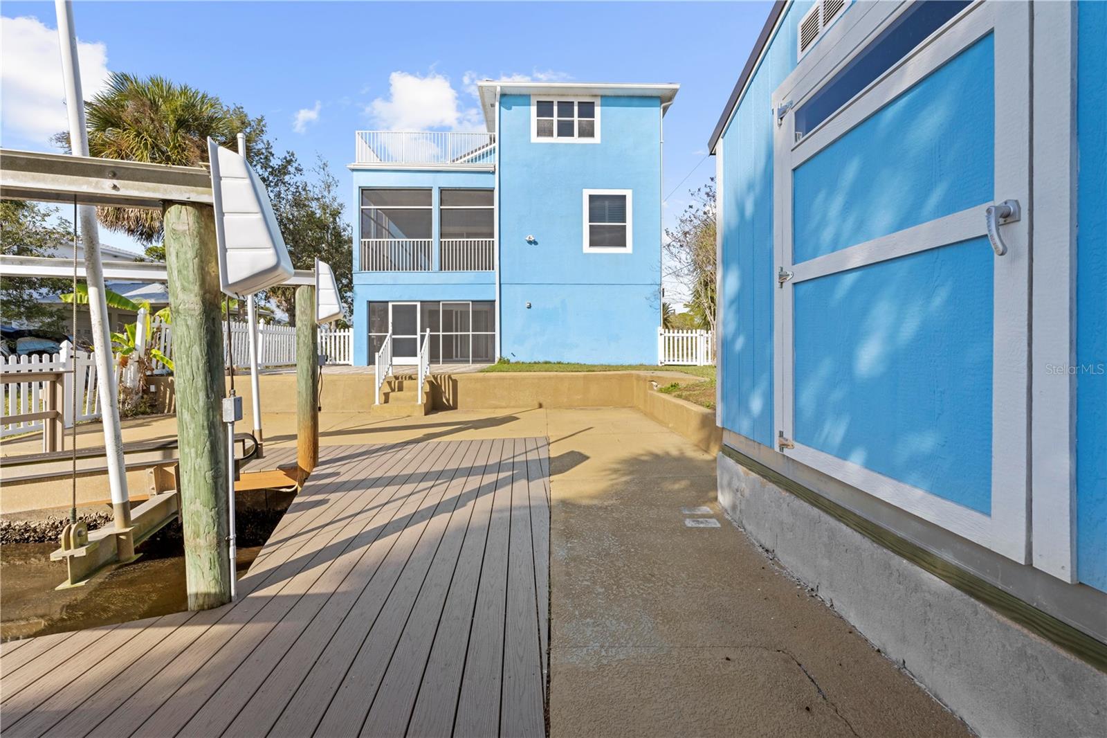 Image 20 of 68 For 5446 Bluepoint Drive