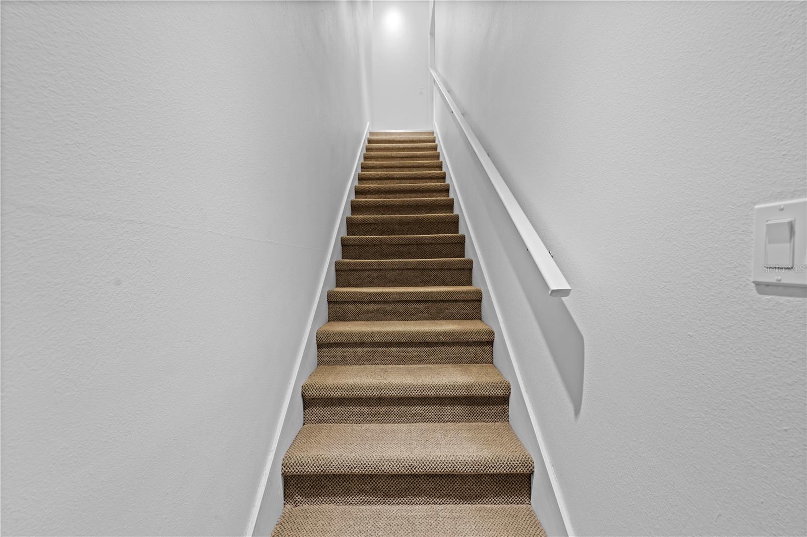 Image 27 of 68 For 5446 Bluepoint Drive