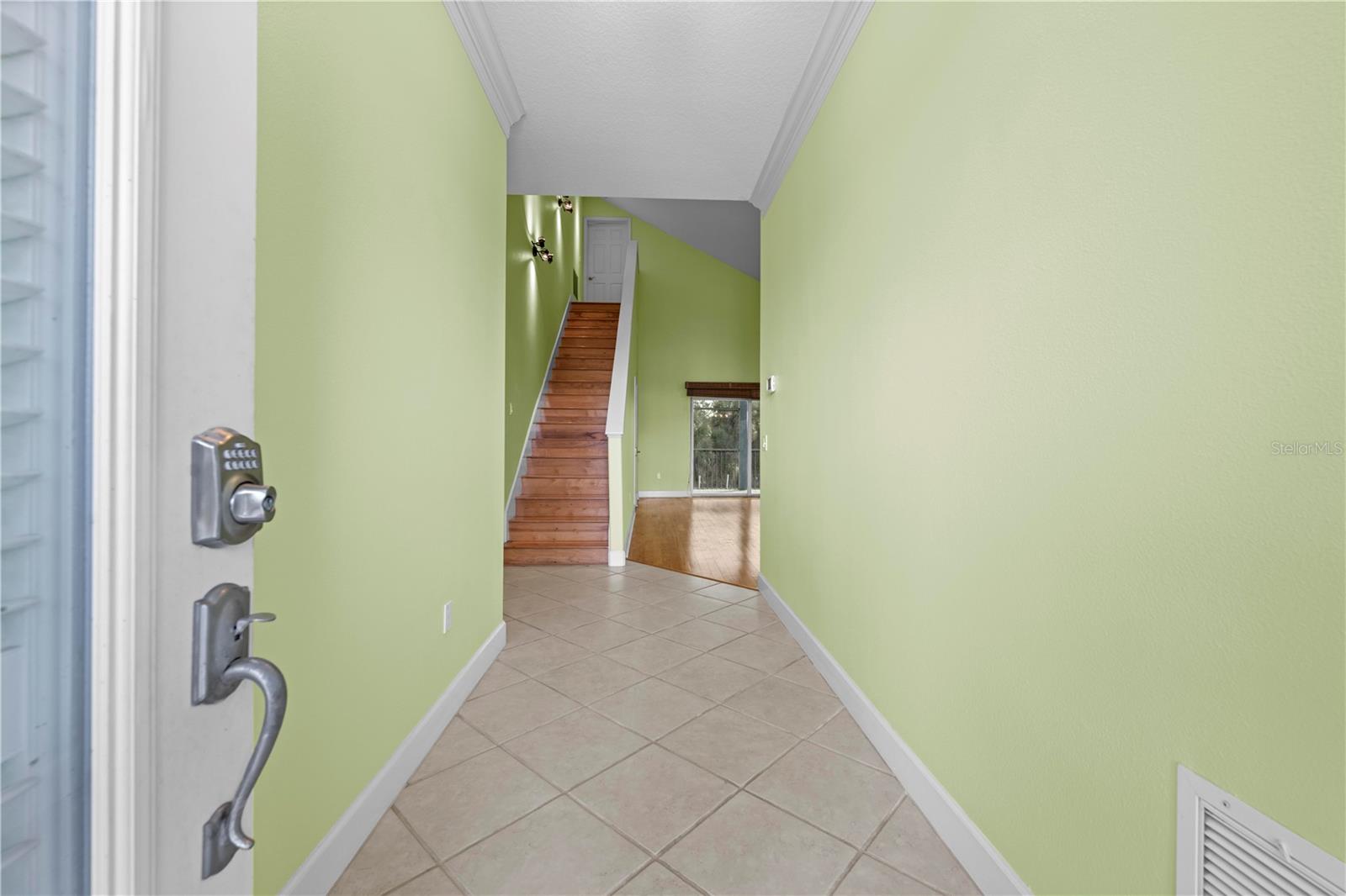 Image 28 of 68 For 5446 Bluepoint Drive