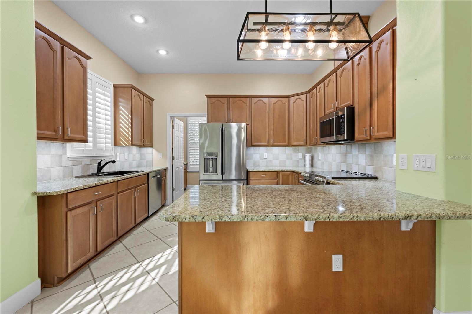 Image 37 of 68 For 5446 Bluepoint Drive