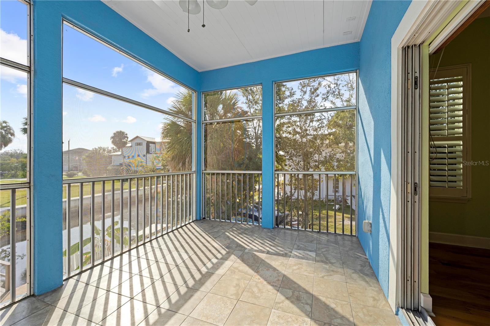 Image 44 of 68 For 5446 Bluepoint Drive