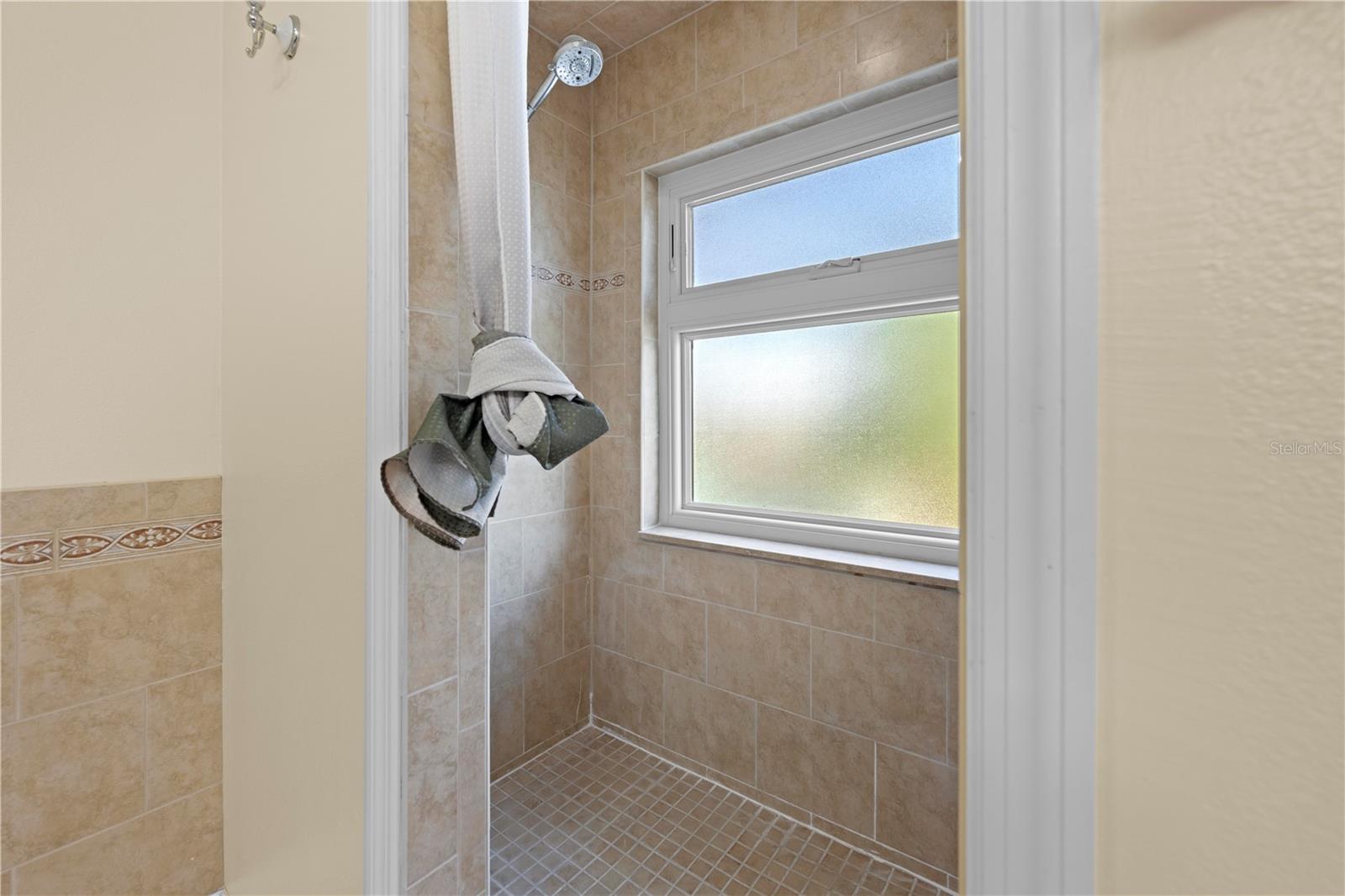 Image 60 of 68 For 5446 Bluepoint Drive