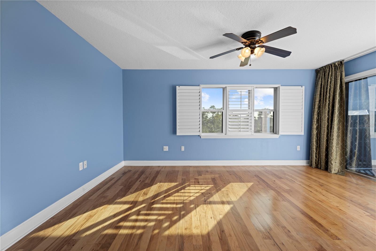 Image 63 of 68 For 5446 Bluepoint Drive