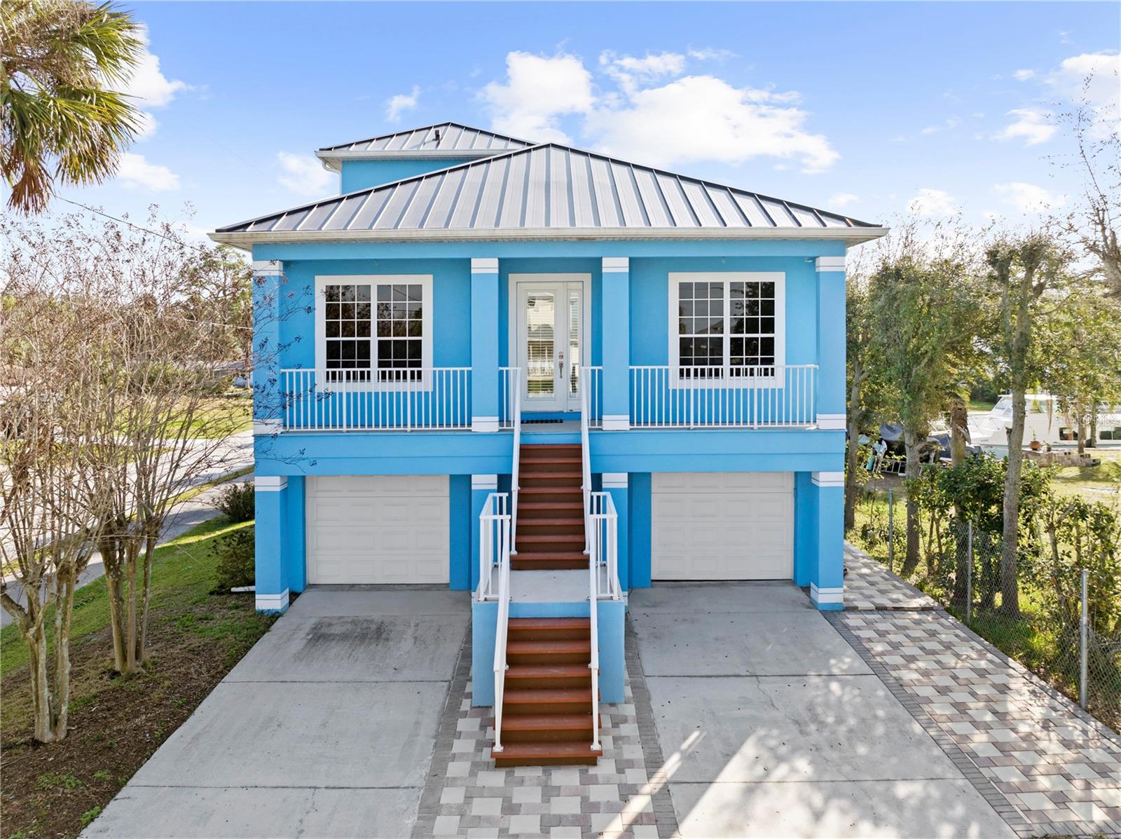 Image 9 of 68 For 5446 Bluepoint Drive