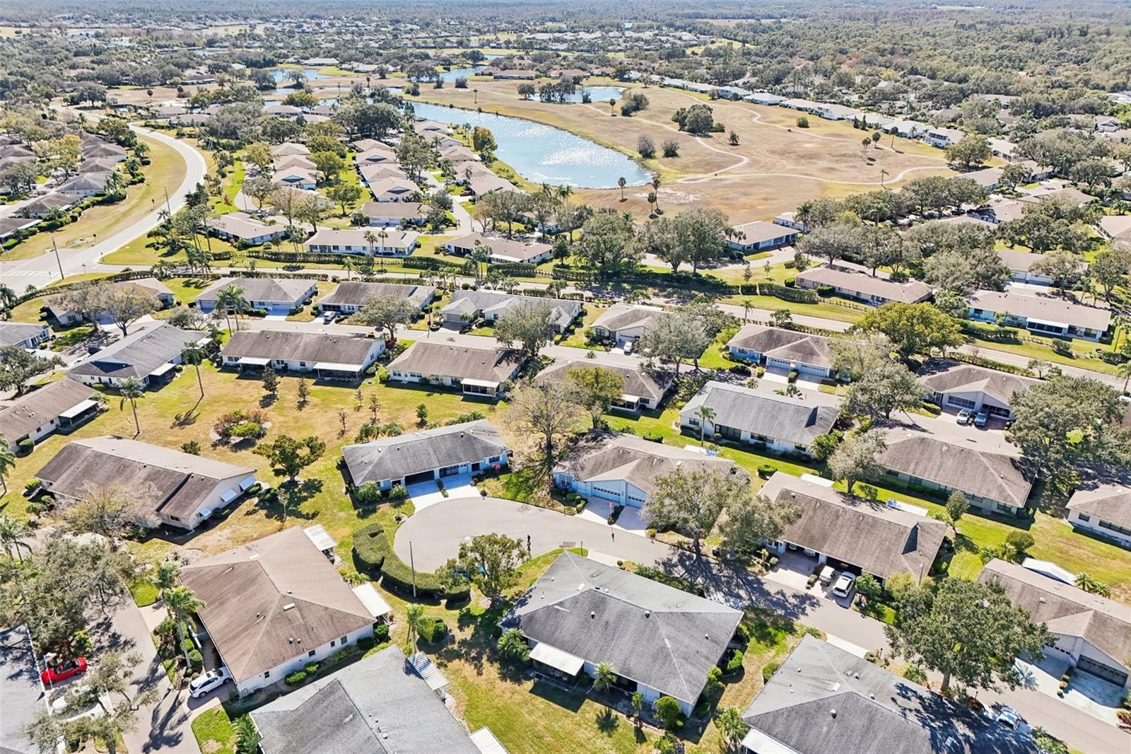 Listing photo id 29 for 1601 Layton Court