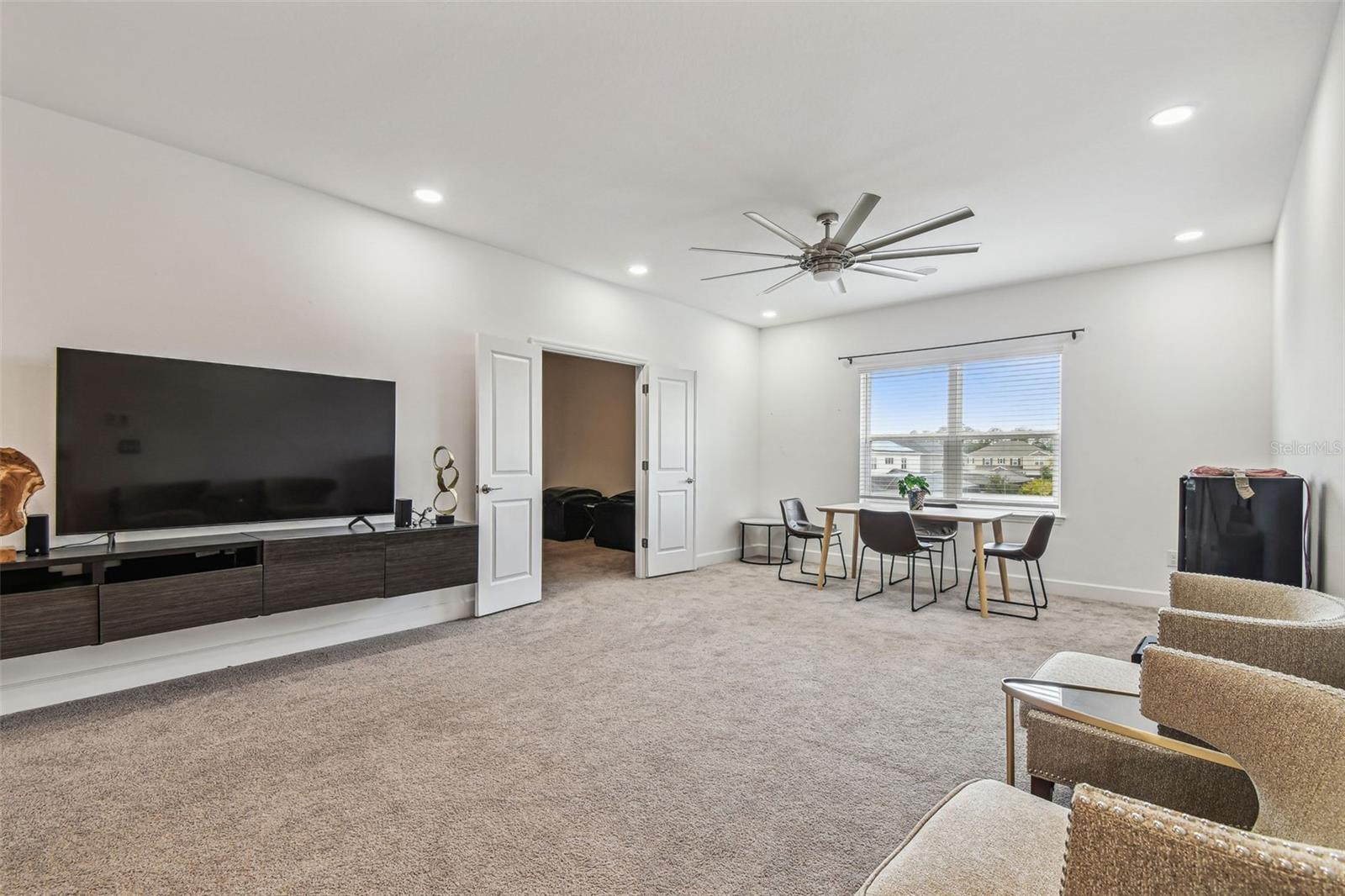 Image 50 of 100 For 7024 Bradbury Circle