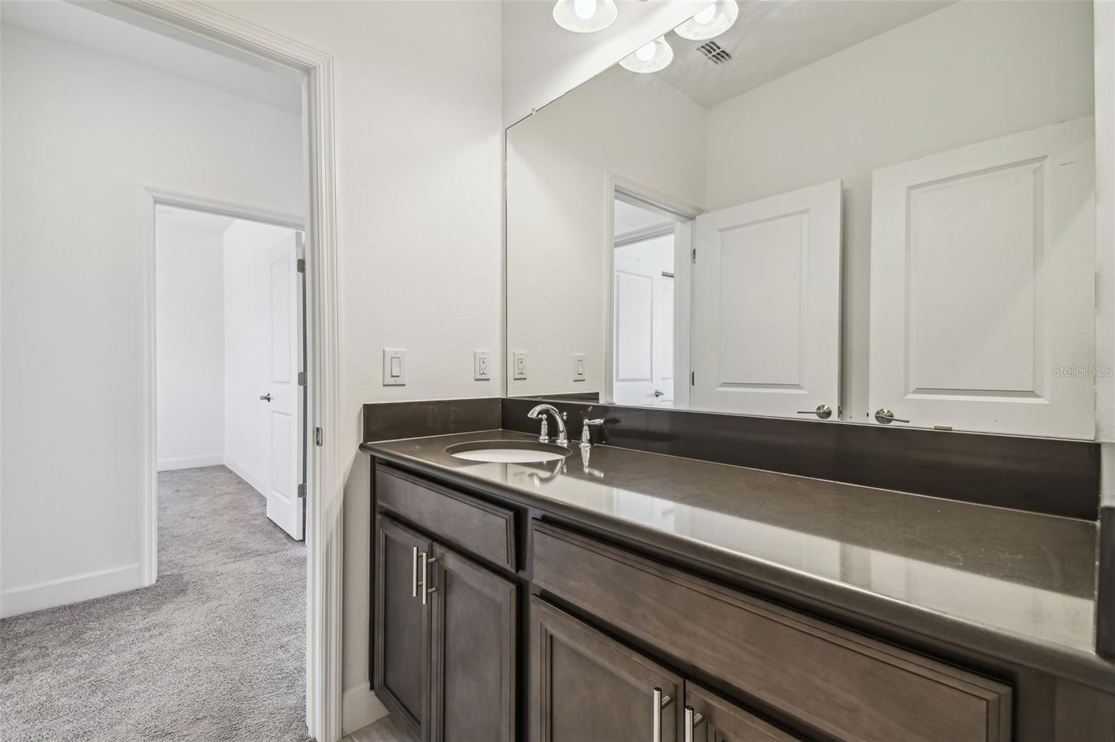 Image 60 of 100 For 7024 Bradbury Circle